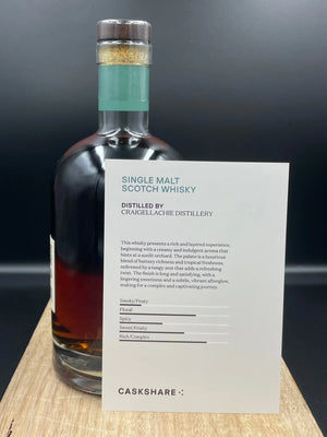 Tasting notes by Cask Share and an angle to highlight the glorious colour of the whisky.